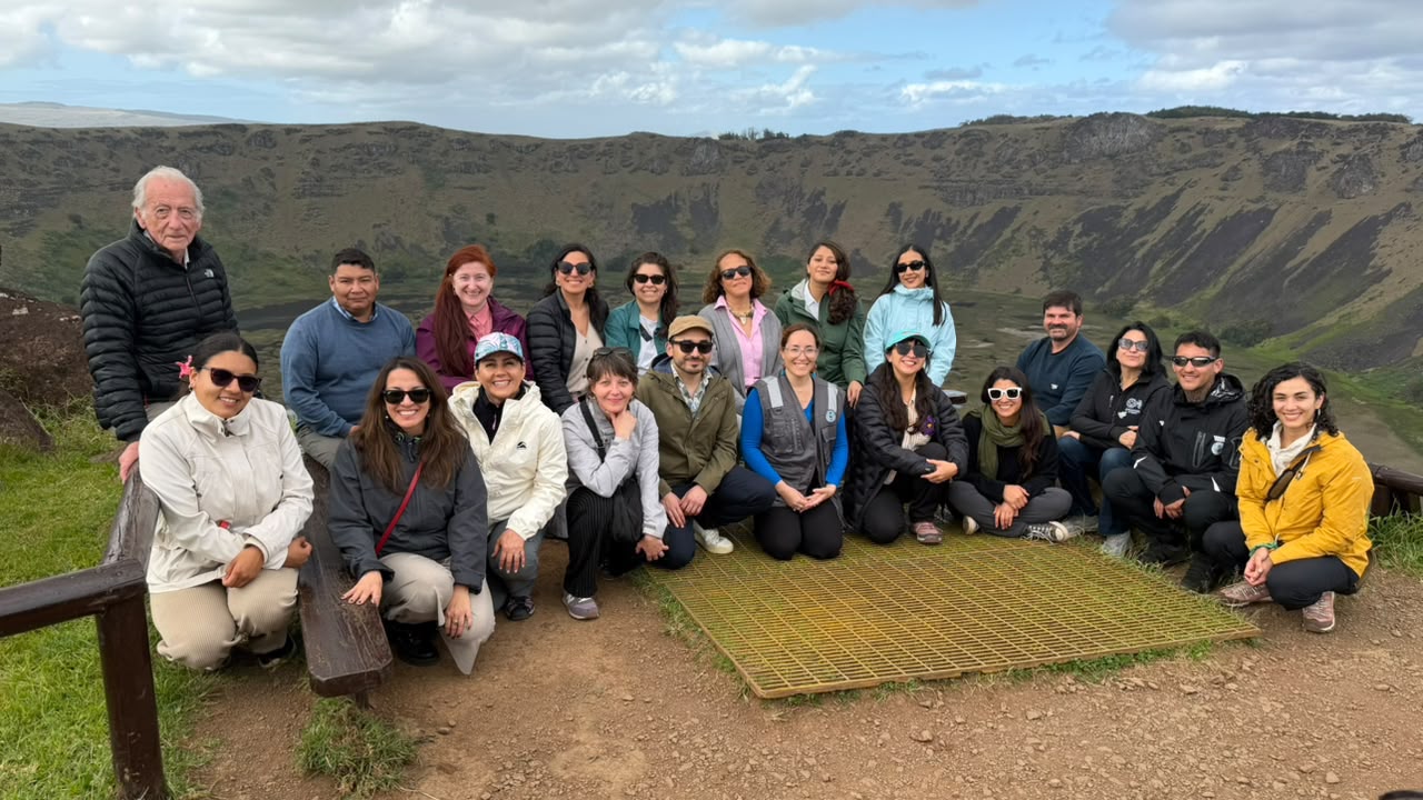 Imagen 1 de la galería de Chinchorro Marka participó en Encuentro Nacional de Sitios Patrimoniales en Rapa Nui